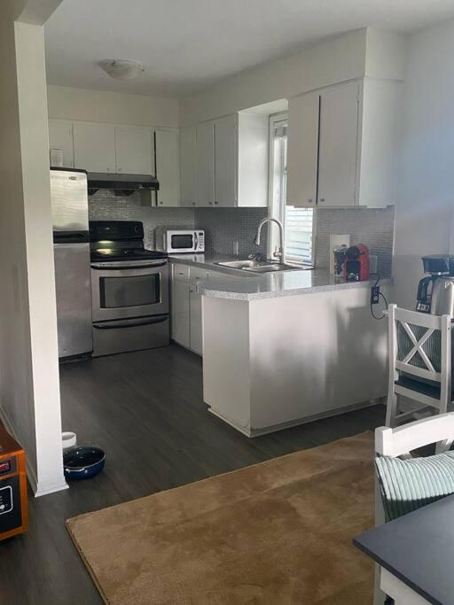4 Bedroom Upper Level Kits Home Vancouver Ngoại thất bức ảnh