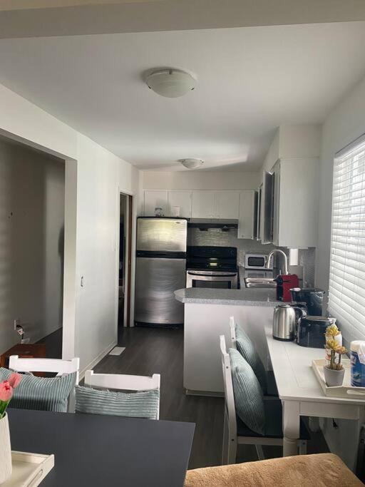4 Bedroom Upper Level Kits Home Vancouver Ngoại thất bức ảnh