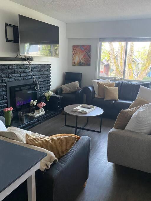 4 Bedroom Upper Level Kits Home Vancouver Ngoại thất bức ảnh